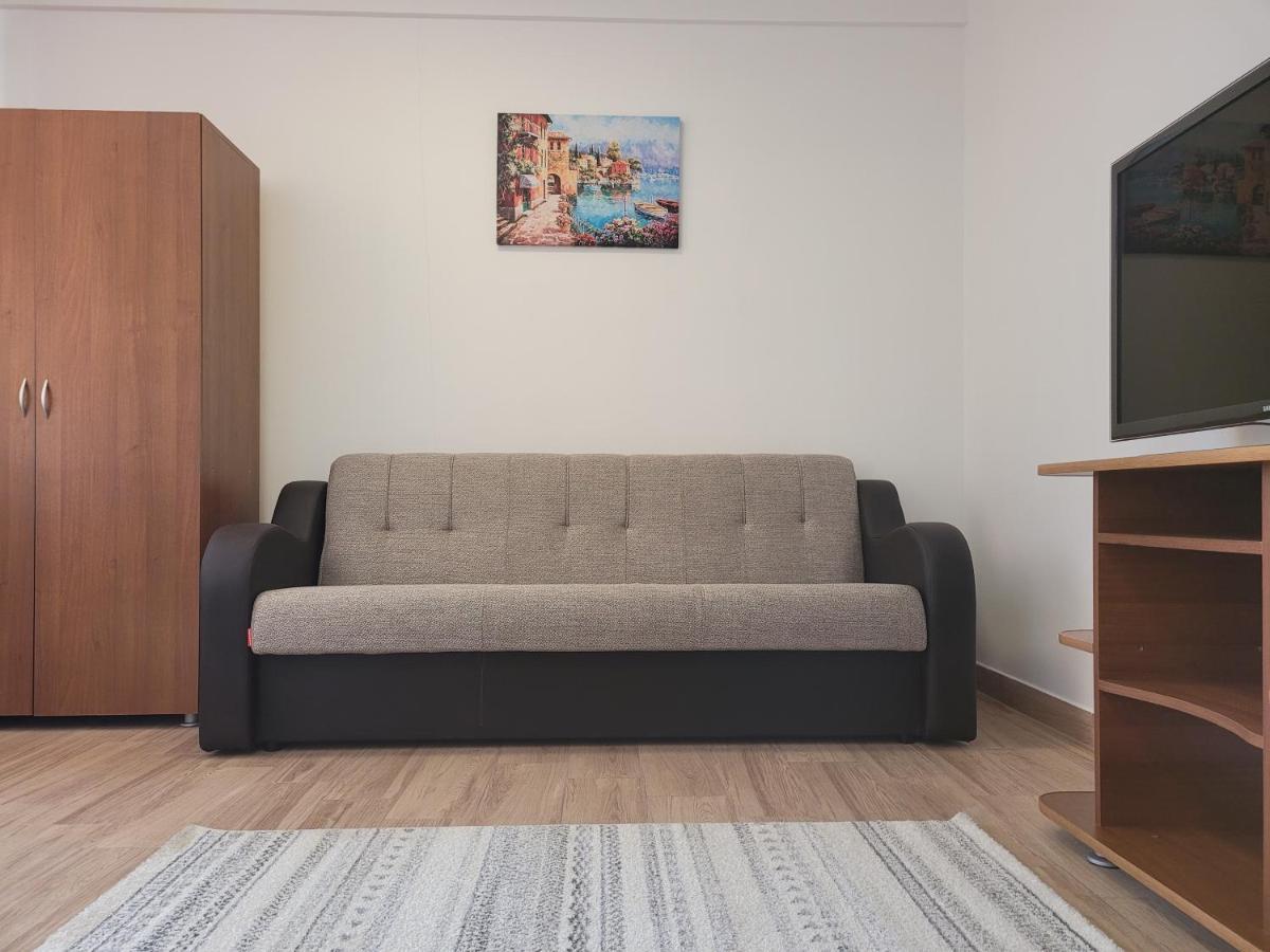 Apartamente Livada Râmnicu Vâlcea Exterior foto