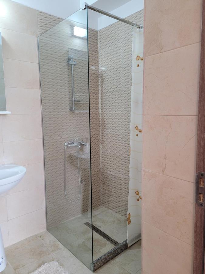 Apartamente Livada Râmnicu Vâlcea Exterior foto